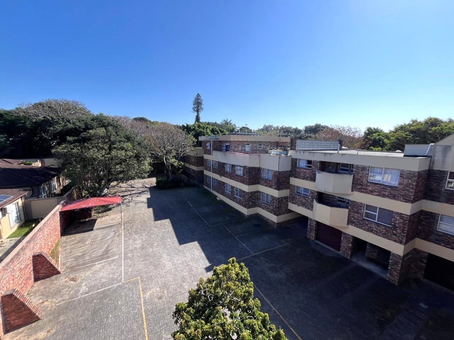 Commercial Property for Sale in Bonza Bay Eastern Cape